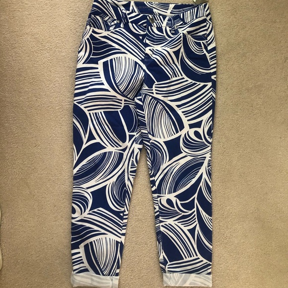 Chico’s So Slimming Girlfriend Ankle - Picture 6 of 7